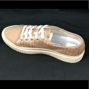 Dolce Vita Valor Sneakers